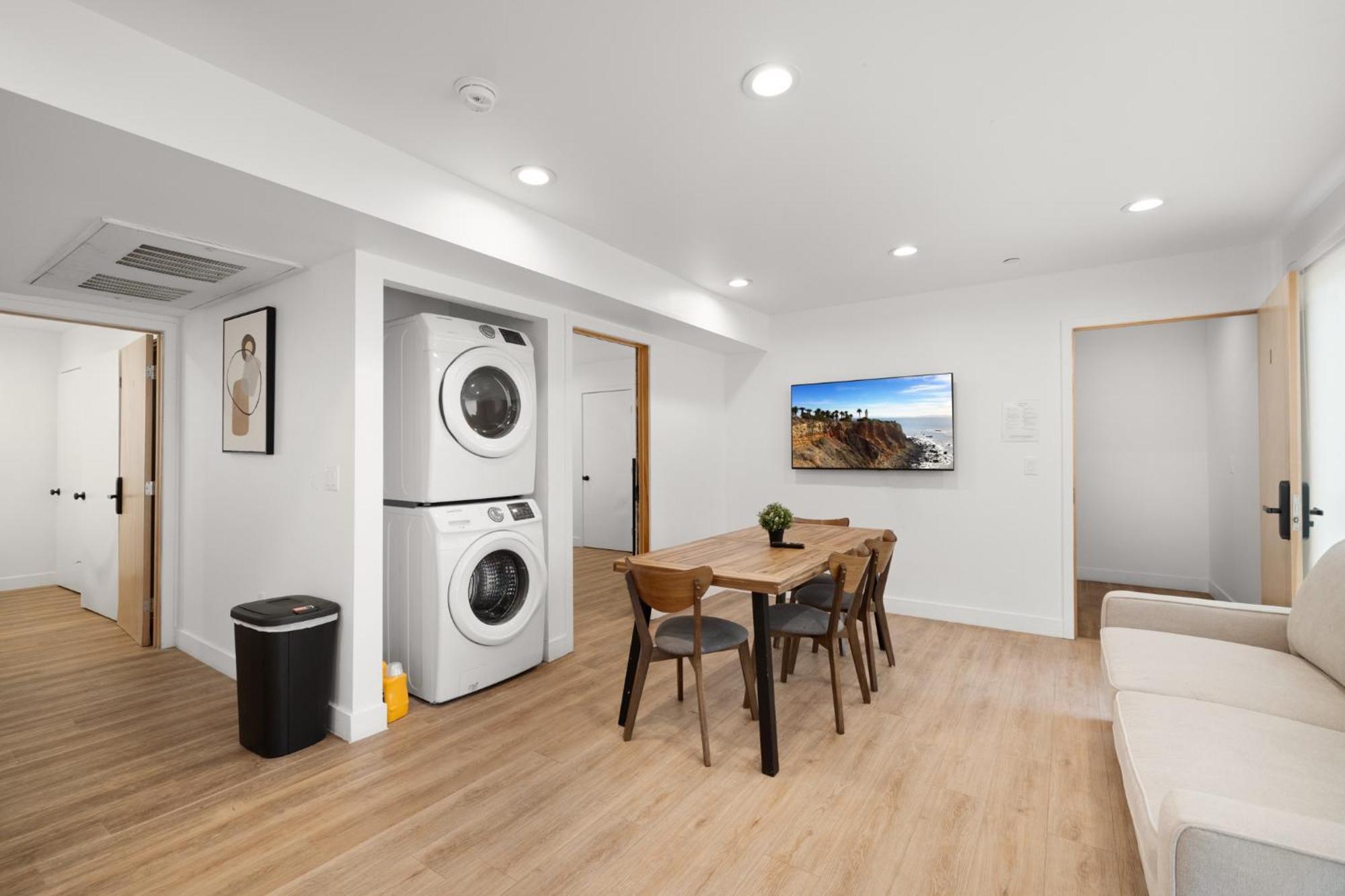 Modern Getaway In The Heart Of La Near Usc, Private Room With Share Living Room And Kitchen 로스앤젤레스 외부 사진