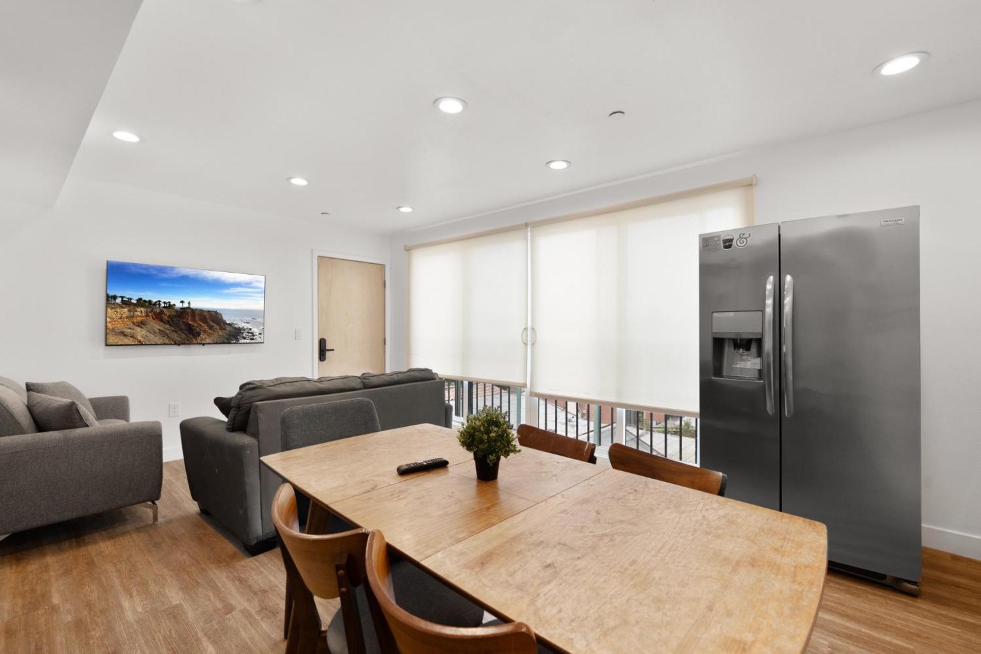 Modern Getaway In The Heart Of La Near Usc, Private Room With Share Living Room And Kitchen 로스앤젤레스 외부 사진