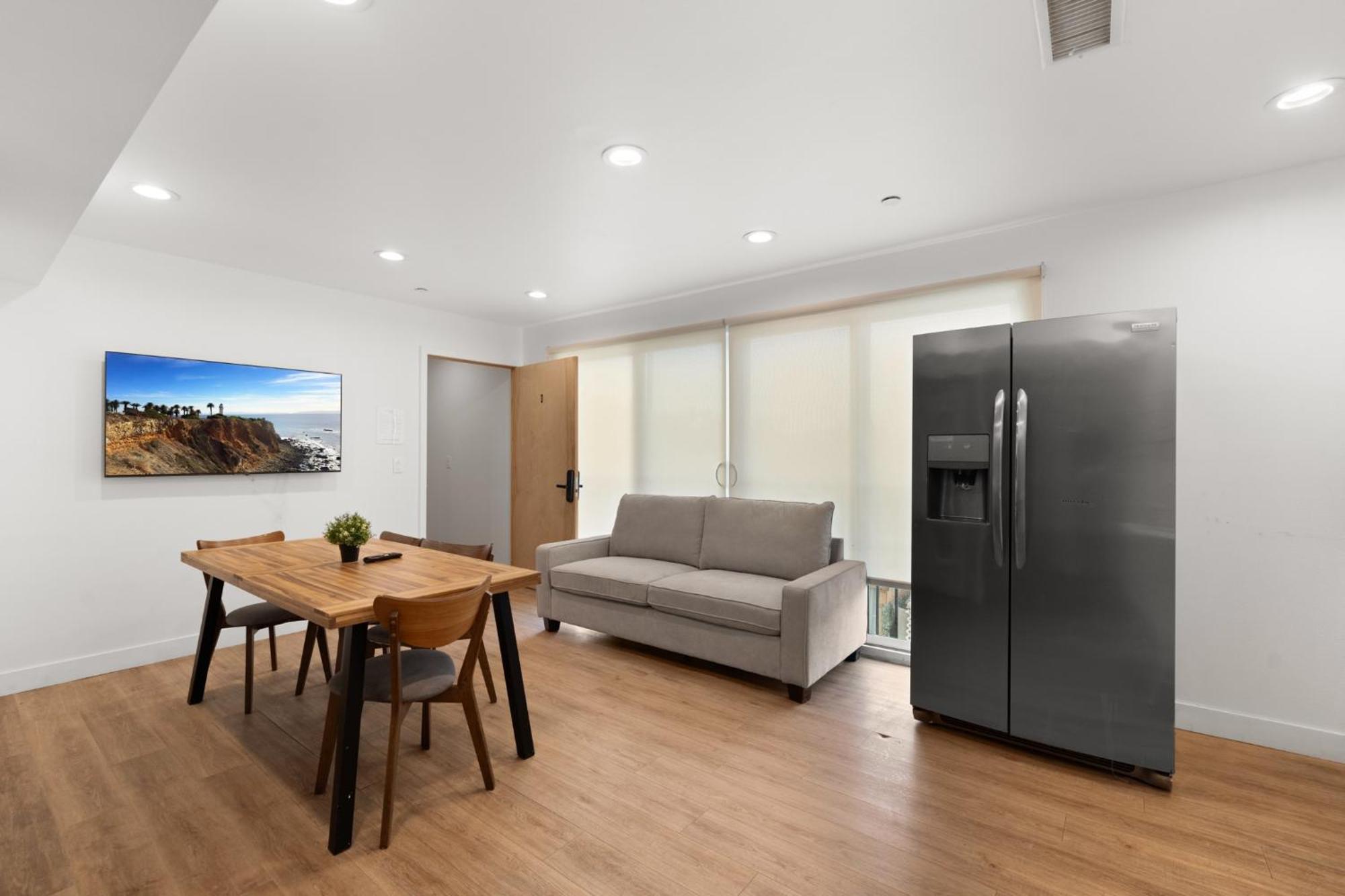 Modern Getaway In The Heart Of La Near Usc, Private Room With Share Living Room And Kitchen 로스앤젤레스 외부 사진